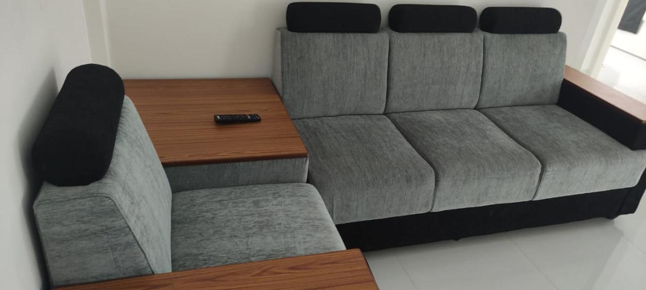 Alwaye Yelza Hotel And Residence מראה חיצוני תמונה
